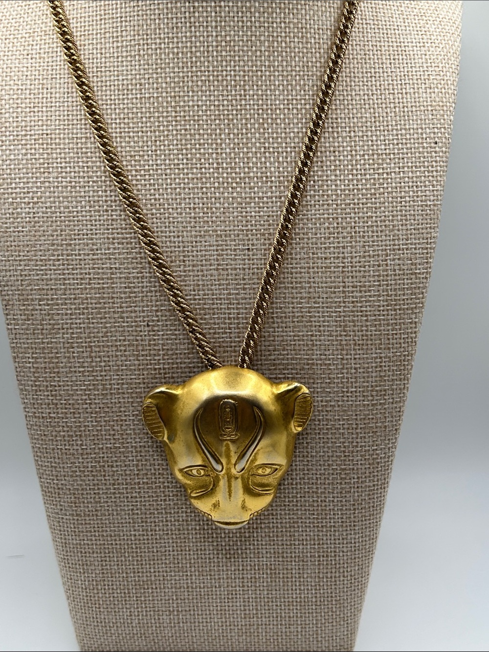 VTG 24K Gold 1976 Egyptian Revival Leopard Head Pend/Necklace King Tut Replica